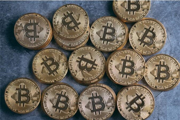 維卡幣最新動態與友情故事的交織時刻