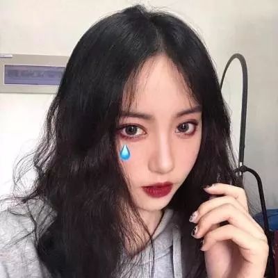 最新個性女生頭像,小巷深處的獨特風尚風采