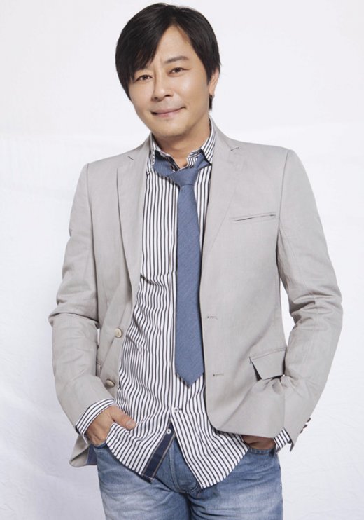 王杰最新綜藝節(jié)目觀看指南,輕松掌握觀看步驟!