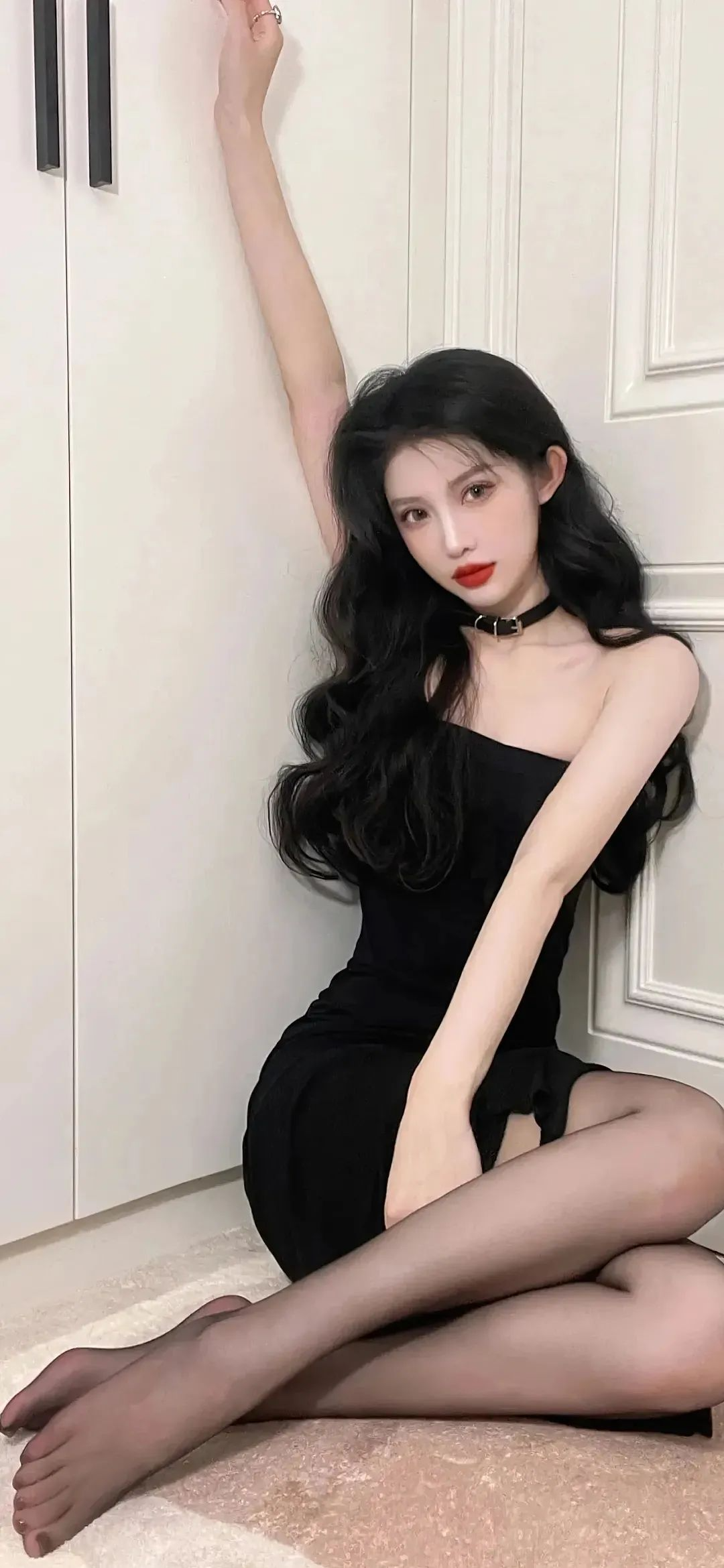 時尚美女圖片精選,最新潮流盡收眼底