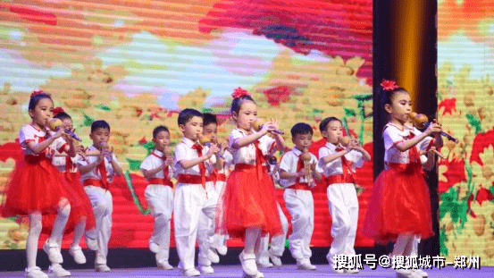 六一舞蹈風潮來襲,最新舞蹈舞動青春,2025潮流盛宴開啟!