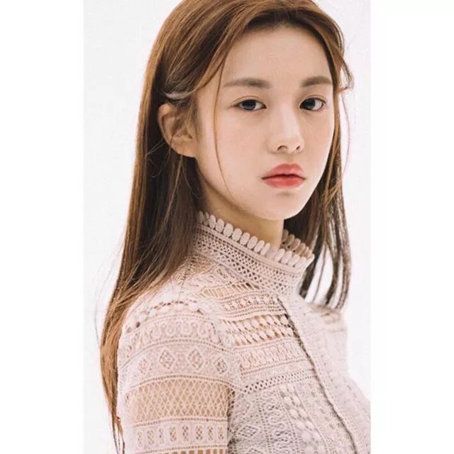 全智賢最新Instagram動(dòng)態(tài),自然之旅探索內(nèi)心平和之美