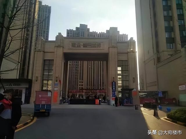 房江湖最新動態解析,樓市趨勢、熱點深度解讀