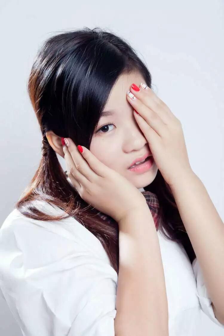 可欣最新，引領時尚潮流的新焦點人物