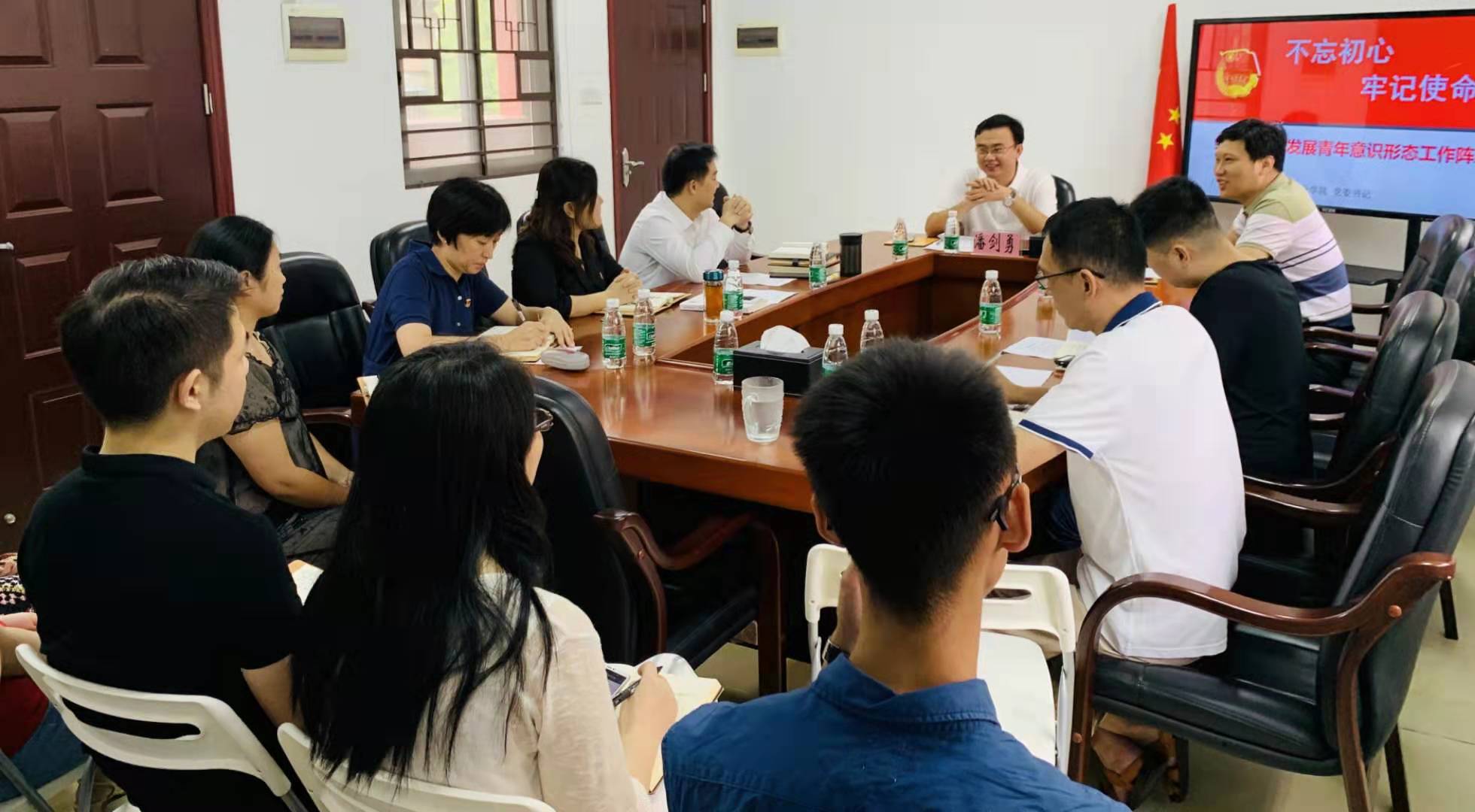 自然美景之旅,黨團課最新與內心的平和寧靜探尋