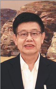 劉明忠新職務引領科技革新,前沿高科技產品新篇章體驗