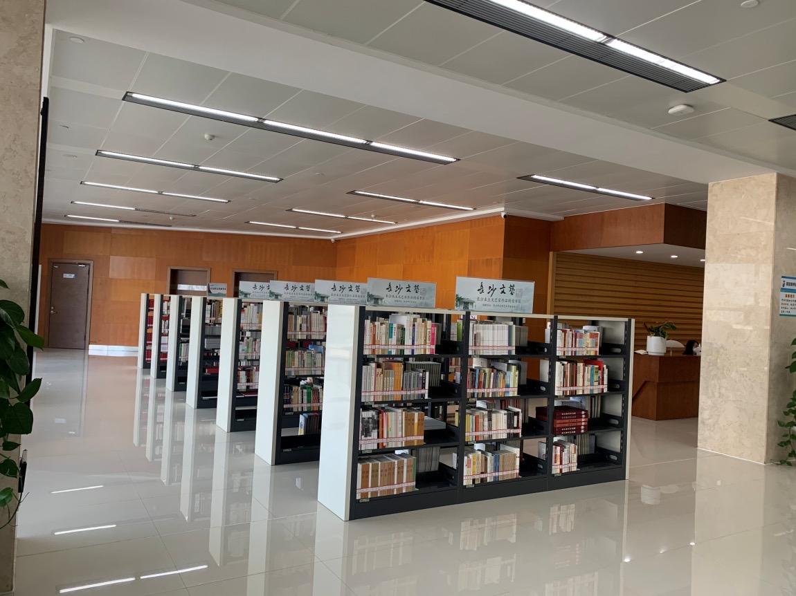 何頓最新作品,引領你進入獨特的文學之旅