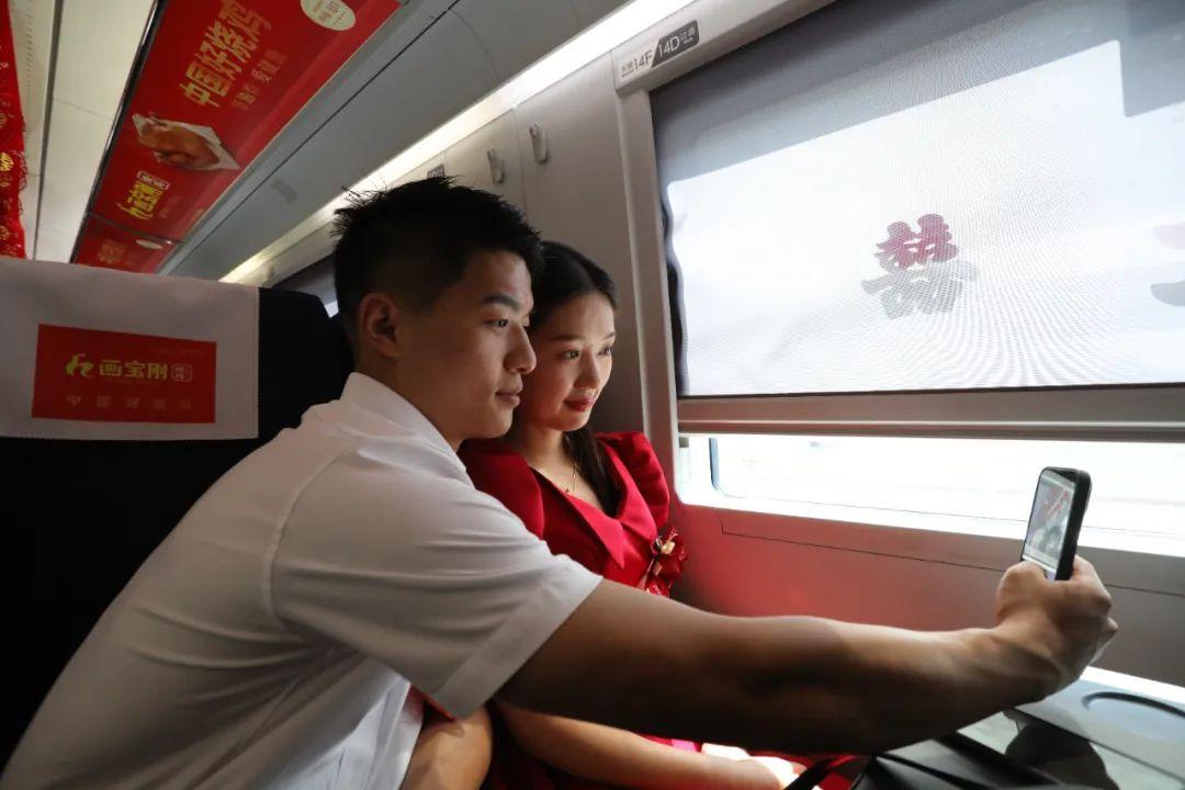 鄭上1路公交車,連接都市與鄉(xiāng)村的紐帶