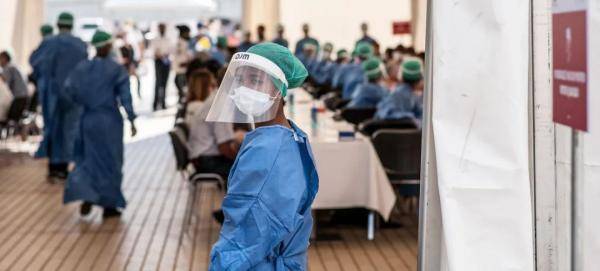 秋冬疫情最新動態,變化中的學習,希望中的力量