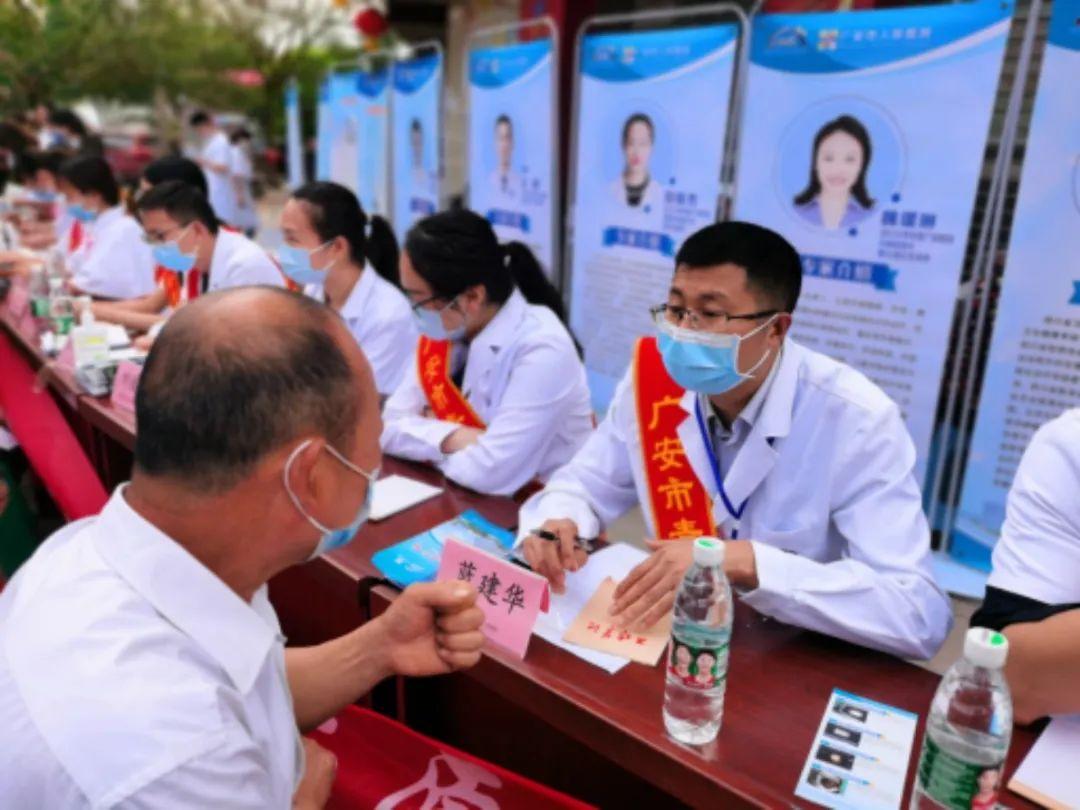 成都華西疫情最新通報,小巷深處的獨特風味與抗疫進展