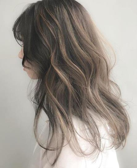 最新染發顏色推薦,時尚潮流發色指南