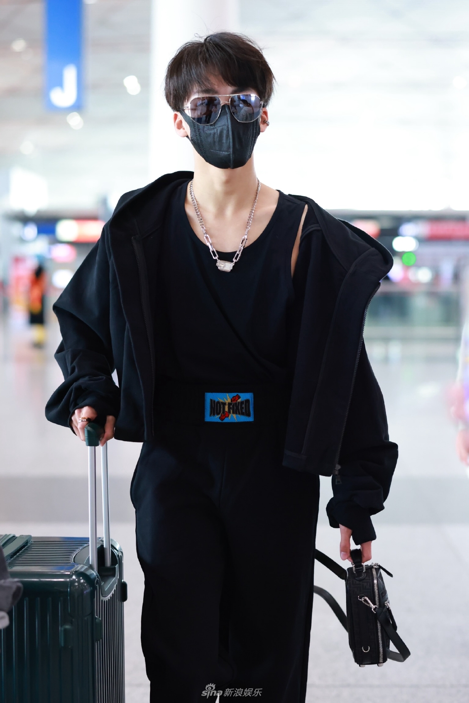 何洛洛機(jī)場(chǎng)最新動(dòng)態(tài),自然美景的輕松探索之旅